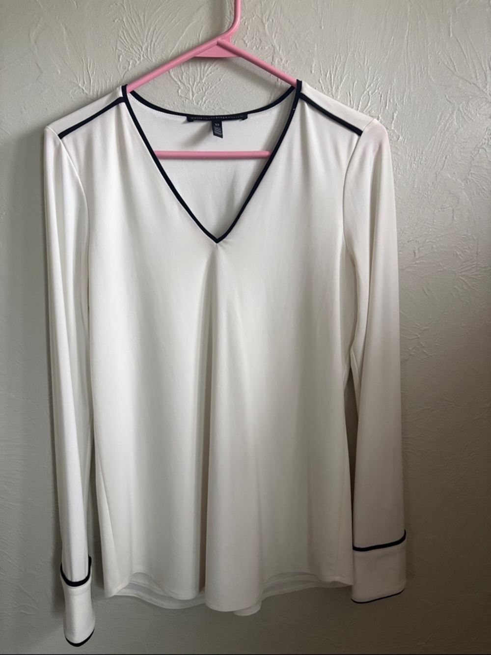 White House Black Market White V-Neck Long Sleeve Top with Black Piping